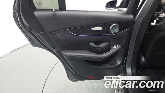 Mercedes-Benz GLC-Class 2021 — photo 15
