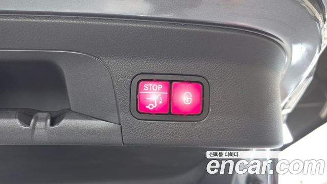 Mercedes-Benz GLC-Class 2021 — photo 31