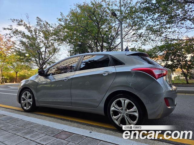 Hyundai i30 2014 — photo 2