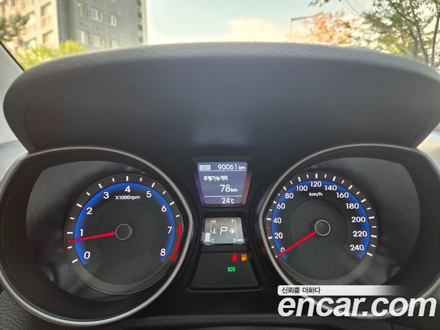 Hyundai i30 2014 — photo 8