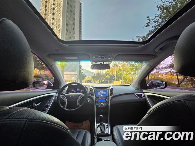 Hyundai i30 2014 — photo 14