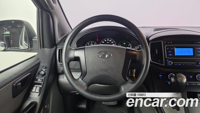 Hyundai Starex 2018 — photo 19