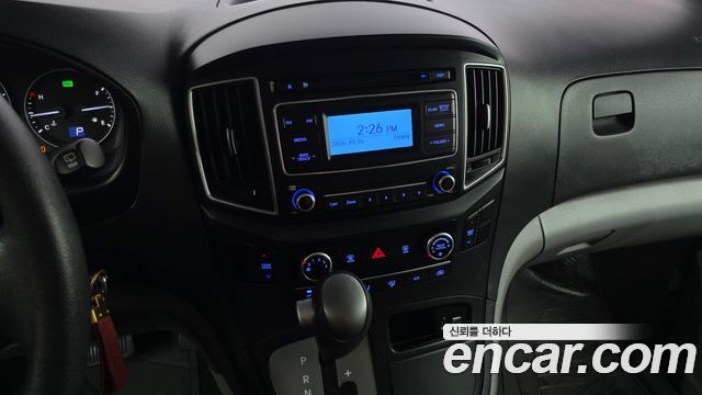Hyundai Starex 2018 — photo 20