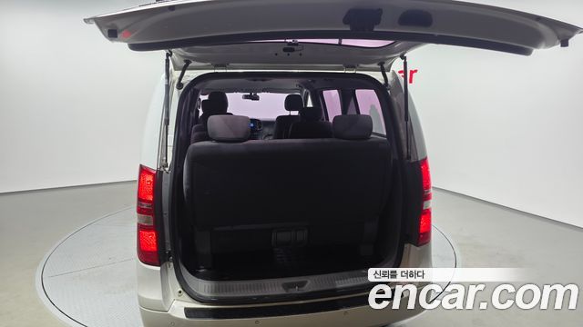 Hyundai Starex 2018 — photo 26