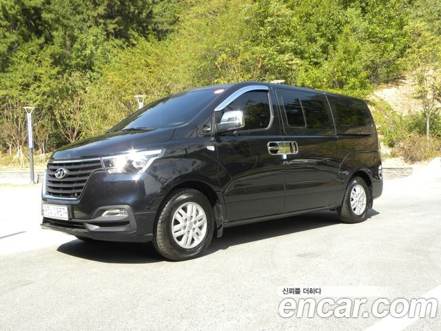 Hyundai Starex 2021 — photo 2