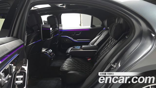 Mercedes-Benz S-Class 2022 — photo 18