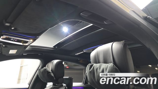 Mercedes-Benz S-Class 2022 — photo 22