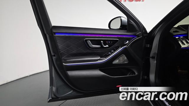 Mercedes-Benz S-Class 2022 — photo 14