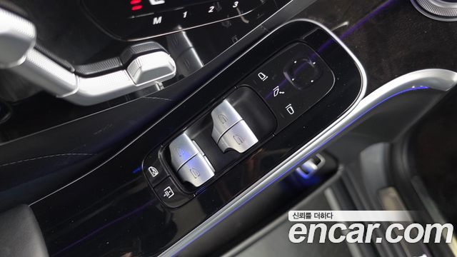 Mercedes-Benz S-Class 2022 — photo 43