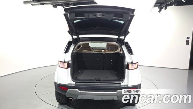 Land Rover Range Rover Evoque 2016 — photo 26
