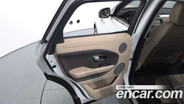 Land Rover Range Rover Evoque 2016 — photo 15