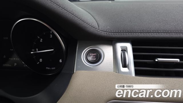 Land Rover Range Rover Evoque 2016 — photo 30