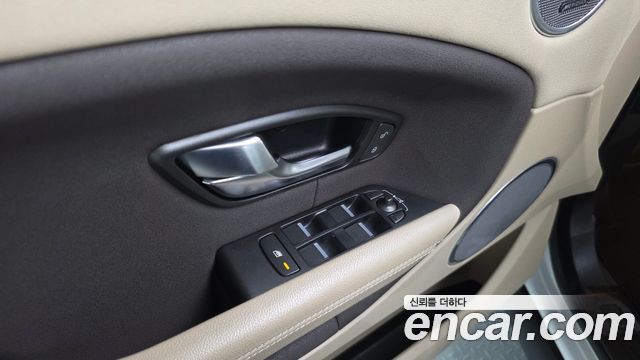 Land Rover Range Rover Evoque 2016 — photo 36