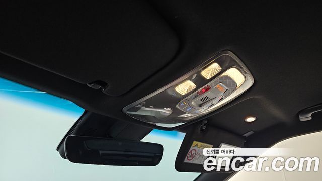 Genesis GV60 2023 — photo 21