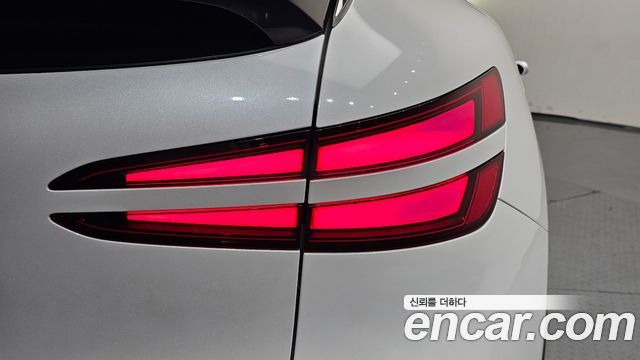 Genesis GV60 2023 — photo 9