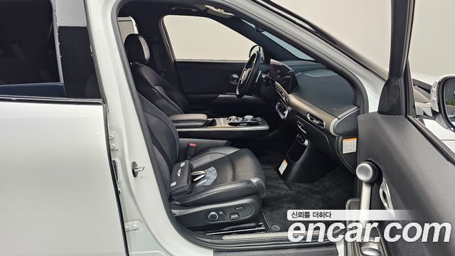 Genesis GV60 2023 — photo 16