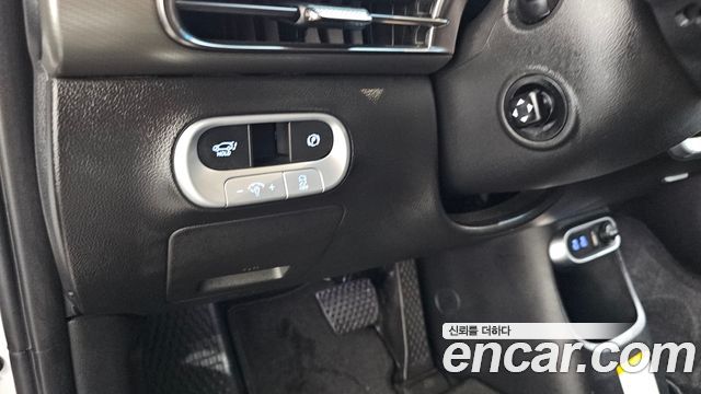 Genesis GV60 2023 — photo 27
