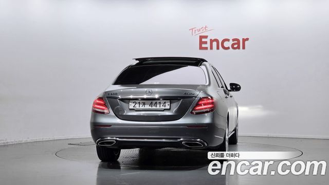 Mercedes-Benz E-Class 2019 — photo 4