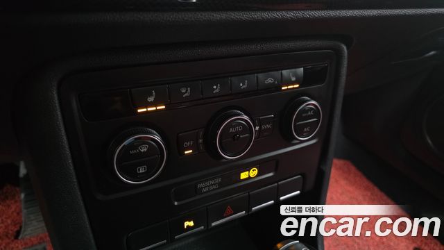 Volkswagen Beatle 2015 — photo 16