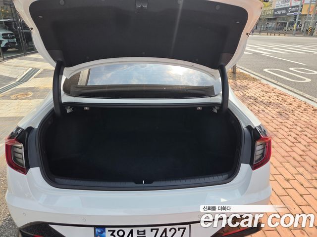 Hyundai Sonata 2022 — photo 12
