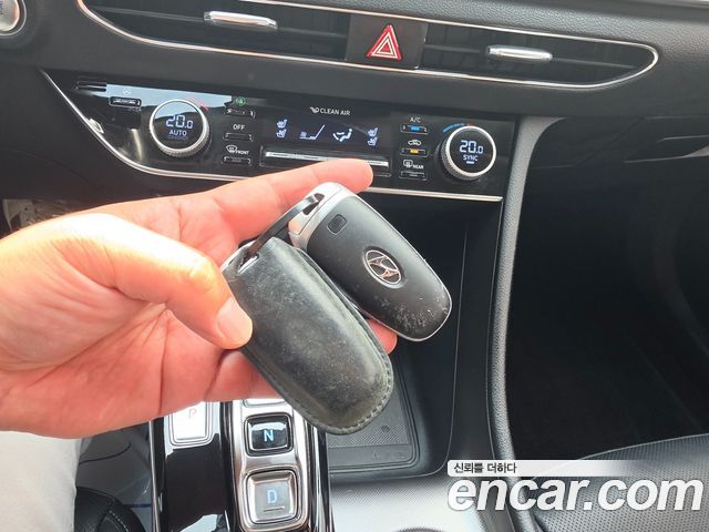 Hyundai Sonata 2022 — photo 14