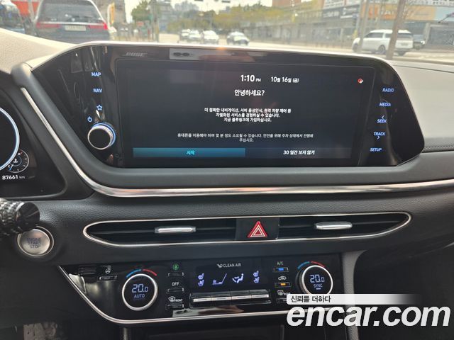 Hyundai Sonata 2022 — photo 16