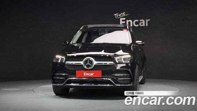 Mercedes-Benz GLE-Class 2020 — photo 3