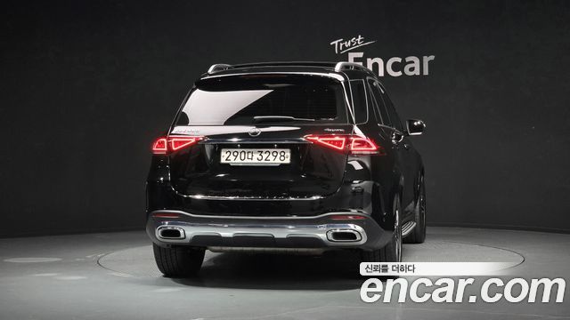 Mercedes-Benz GLE-Class 2020 — photo 4