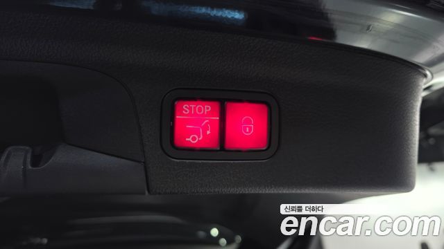 Mercedes-Benz GLE-Class 2020 — photo 19