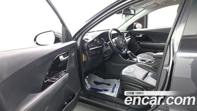 Kia Niro 2020 — photo 13