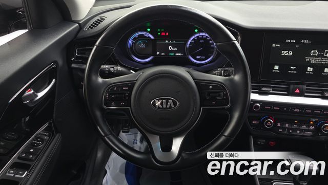 Kia Niro 2020 — photo 19
