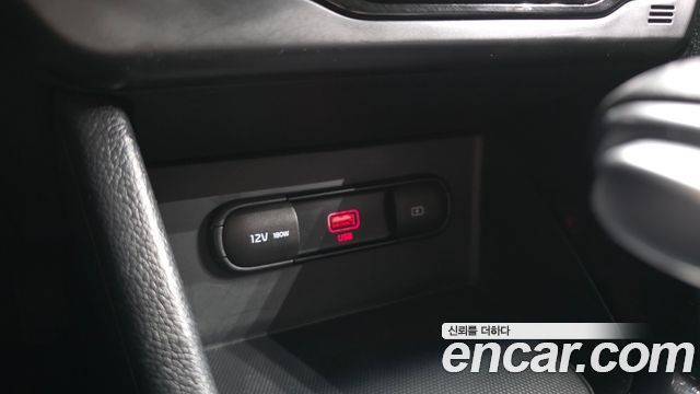 Kia Niro 2020 — photo 16