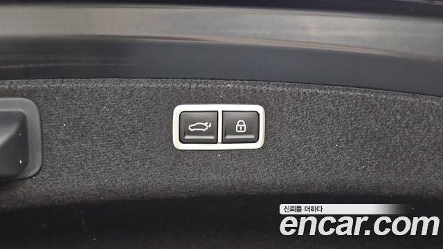 Genesis G80 2021 — photo 28