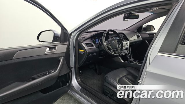 Hyundai Sonata 2015 — photo 13
