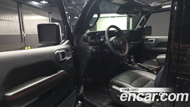 Jeep Wrangler 2024 — photo 13