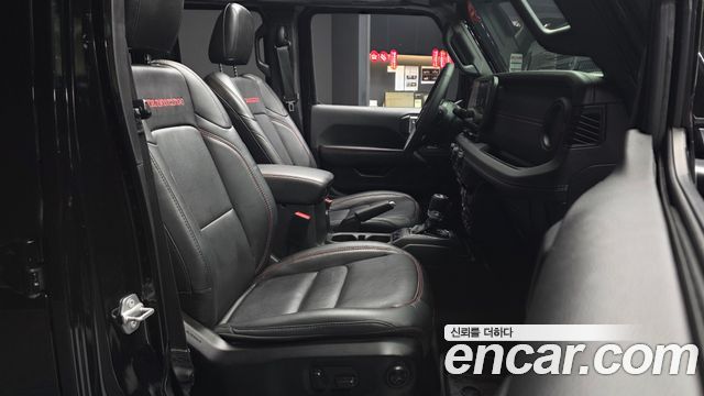 Jeep Wrangler 2024 — photo 17