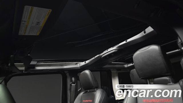 Jeep Wrangler 2024 — photo 24