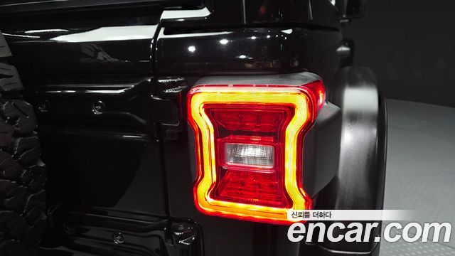 Jeep Wrangler 2024 — photo 9