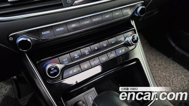 Hyundai Grandeur 2019 — photo 18