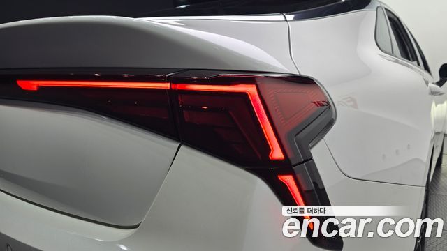Kia K5 2024 — photo 9