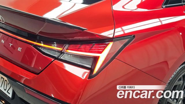 Hyundai AVANTE 2025 — photo 9