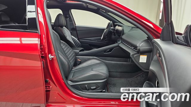 Hyundai AVANTE 2025 — photo 16
