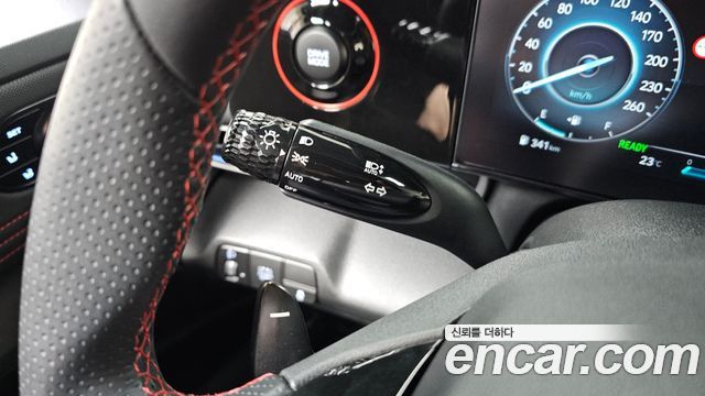 Hyundai AVANTE 2025 — photo 29