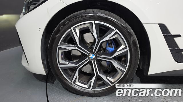 BMW 4-Series 2024 — photo 5