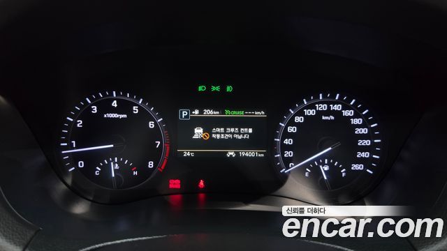 Genesis G80 2017 — photo 8