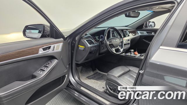 Genesis G80 2017 — photo 10