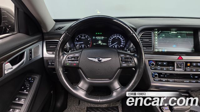 Genesis G80 2017 — photo 12