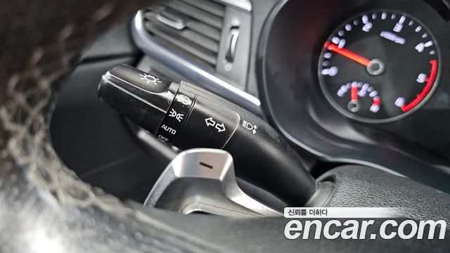 Kia K5 2016 — photo 26