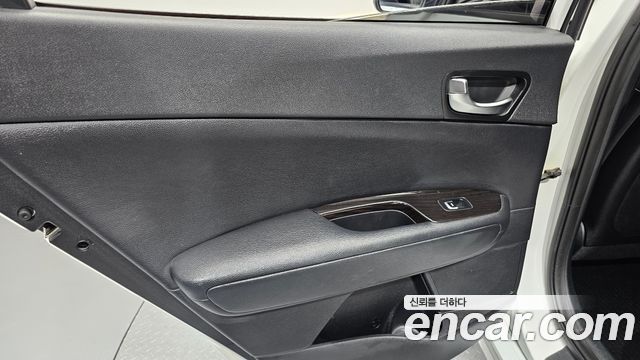 Kia K5 2016 — photo 15