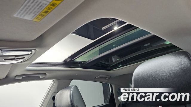 Kia K5 2016 — photo 28